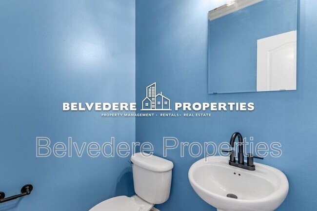 Building Photo - 4204 Peppervine Trail