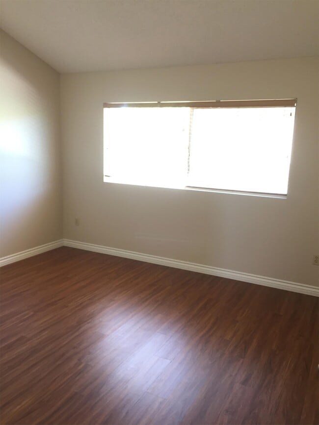 Building Photo - 1631 Avenida Selva