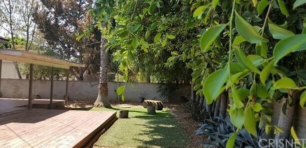 Building Photo - Quiet Tarzana Gem – Remodeled 3BR/2BA Home with Gated Entry