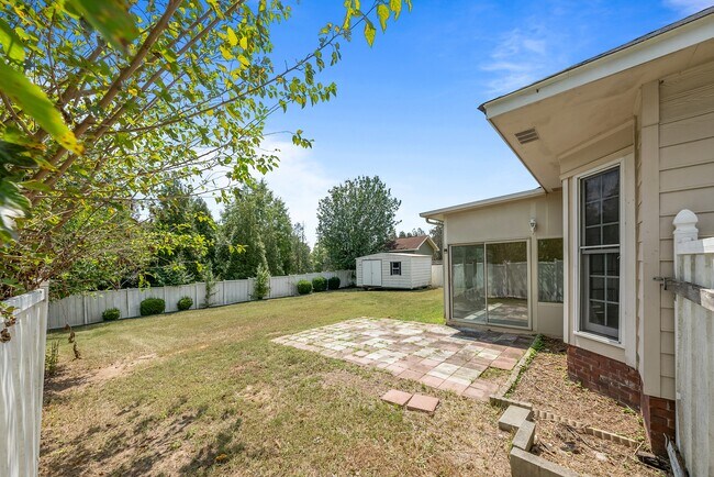 Building Photo - 4004 Pittman St