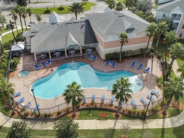 Building Photo - 4908 Key Lime Dr