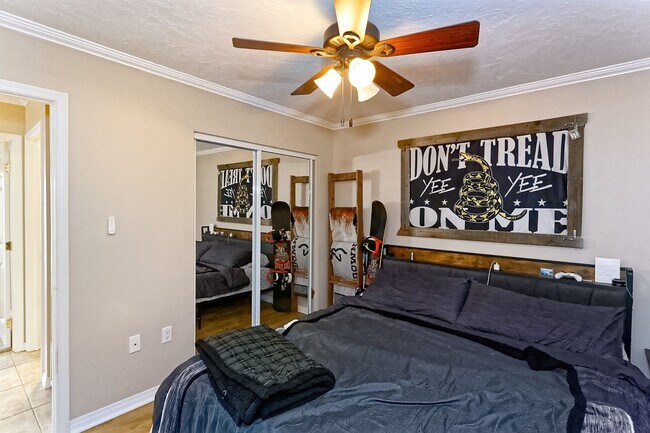 Building Photo - Desirable Apple Valley Single-Story on Expansive Lot | 3 Bed, 2 Bath Beauty