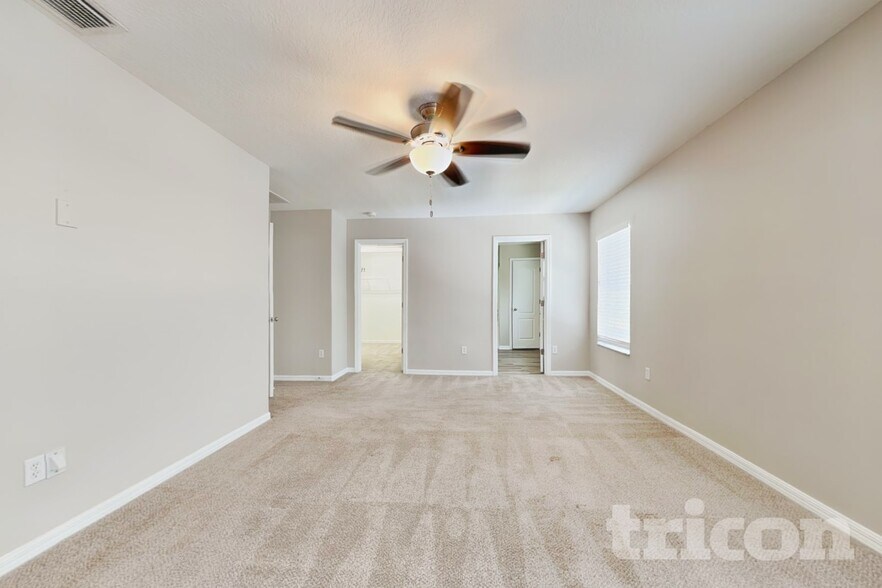 Building Photo - 9247 Wellstone Dr
