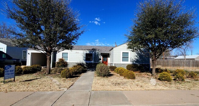 Primary Photo - Immaculate renovated Mid Century with all ...