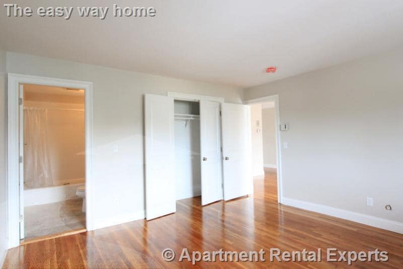 Building Photo - 134 Summer St