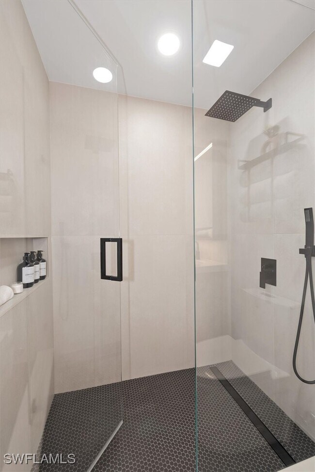 Building Photo - 1170 Reserve Way