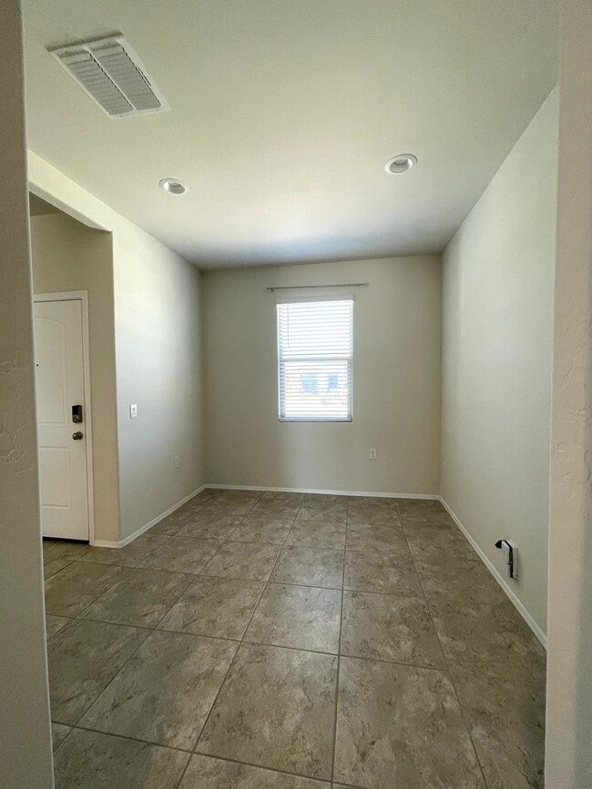 Building Photo - 30703 W Indianola Ave