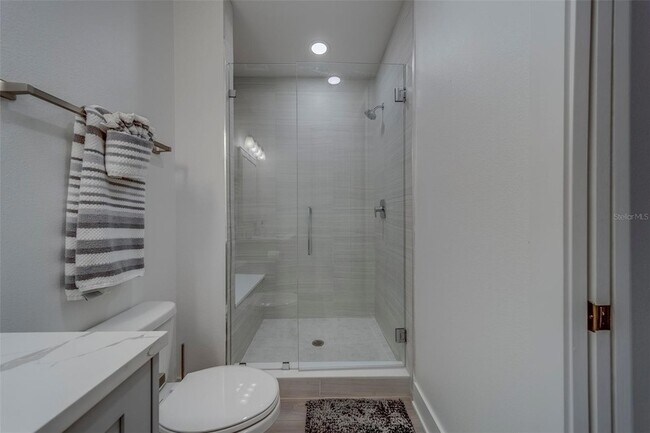 Building Photo - 400 150th Ave