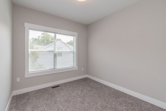 Building Photo - 307 Washington Ave