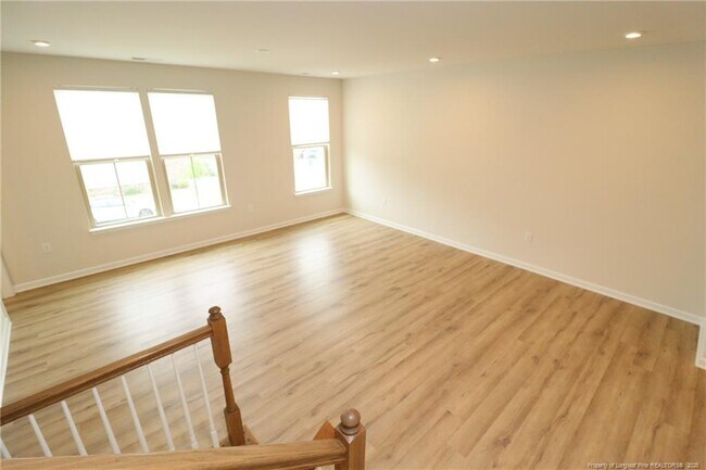 Building Photo - 1242 Channing Park Cir