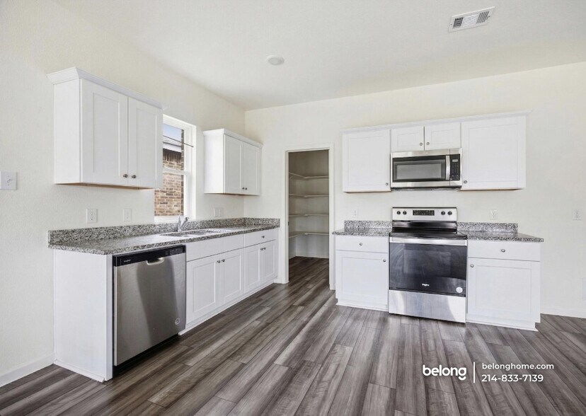 Building Photo - 10321 Holy Cross Ln