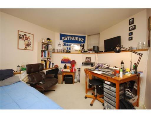 Building Photo - 28 Symphony Rd