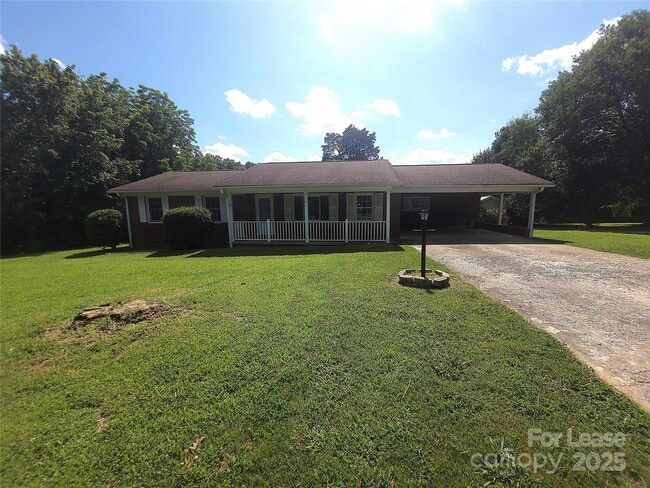 Building Photo - 192 Sigmon Rd