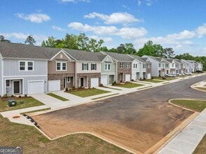 Building Photo - 100 Saginaw Ct