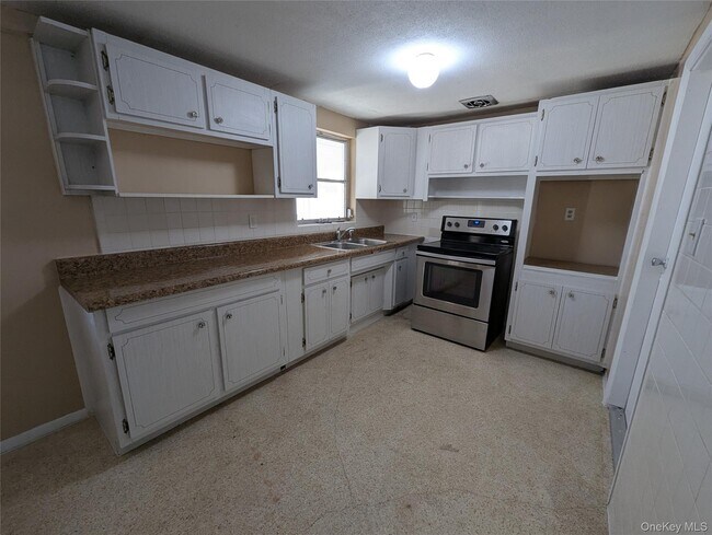 Building Photo - 7416 Star Dust Dr