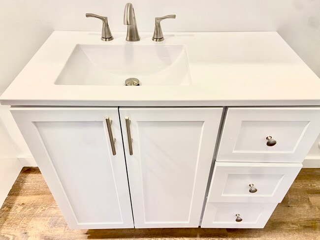 Building Photo - 1872 S Mayo Trl