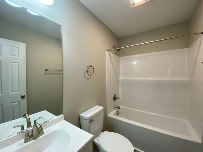 Building Photo - New Construction 3 bedroom, 2 bath home