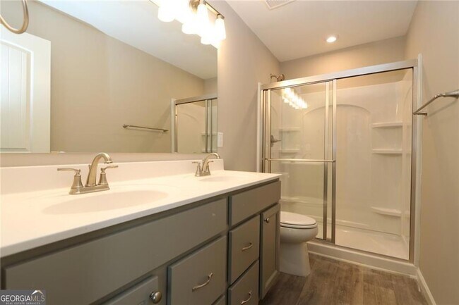 Building Photo - 334 Traminer Wy