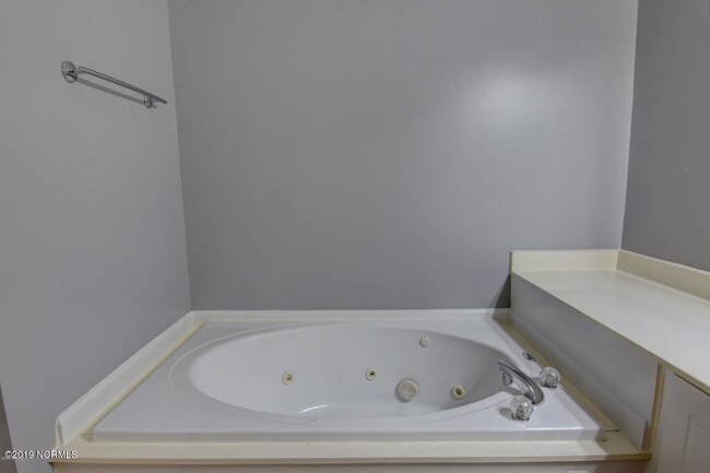 Building Photo - 4523 Sagedale Dr