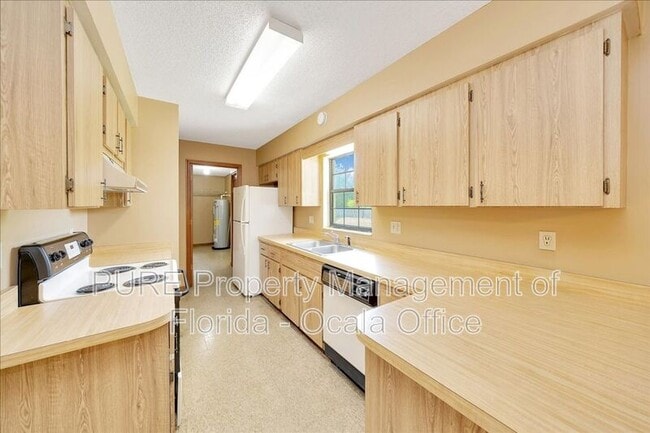 Building Photo - 4331 SE 106th Pl