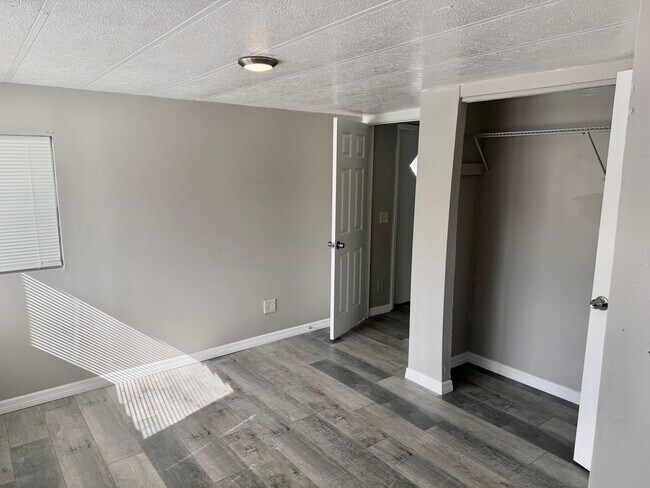 Building Photo - 7213 Harney Rd