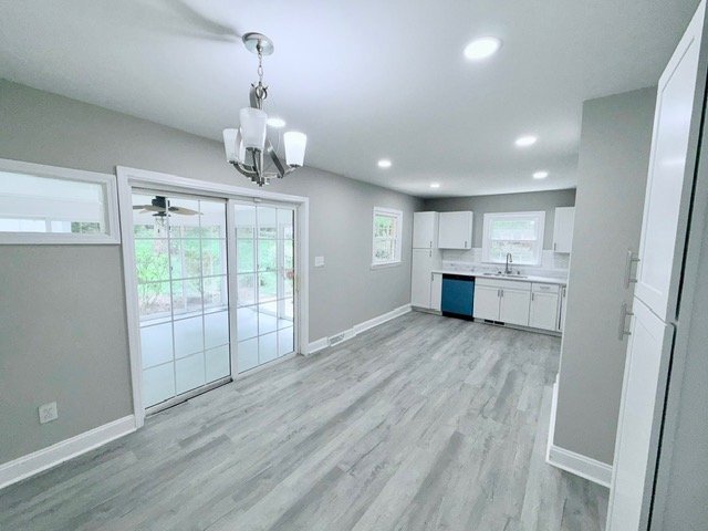 Building Photo - 1114 Rustic Rd