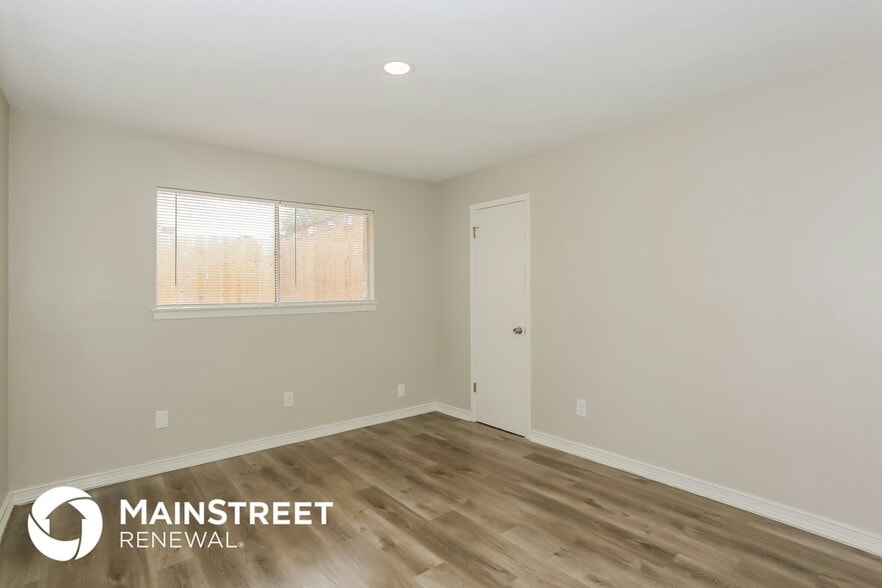 Building Photo - 10402 Sagetree Dr