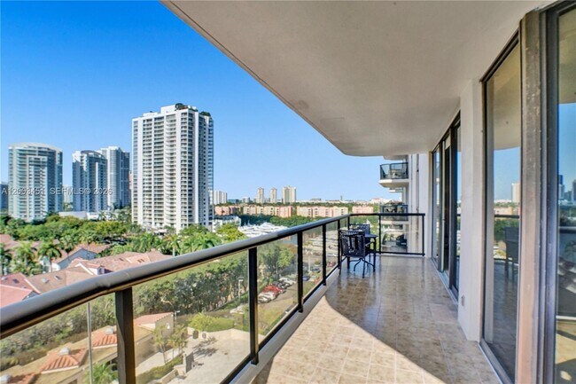 Building Photo - 19667 Turnberry Way