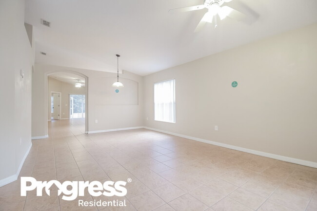 Building Photo - 2131 Colonial Woods Blvd