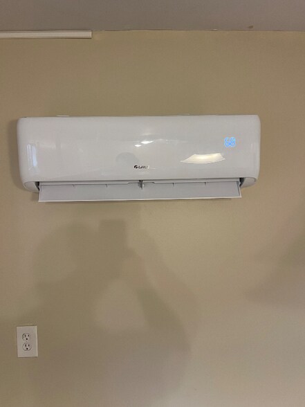 Building Photo - 4837 Cascade Dr