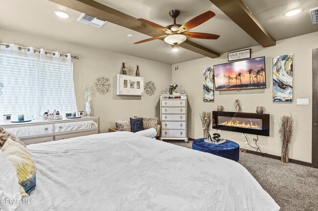 Building Photo - 1742 Breeder Cup Wy