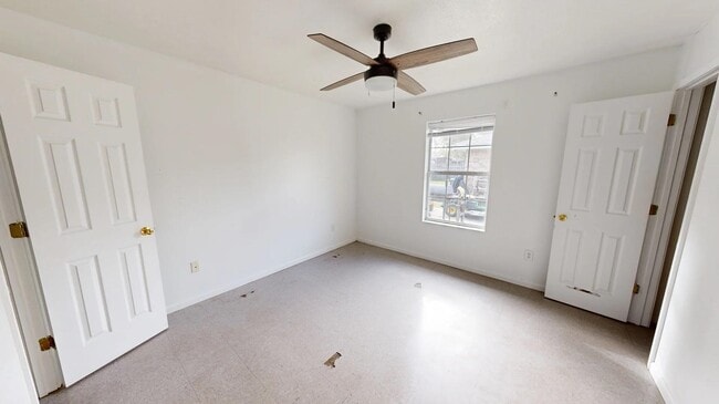 Building Photo - 308 Coffee St