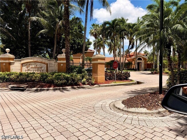 Building Photo - 1265 Wildwood Lakes Blvd