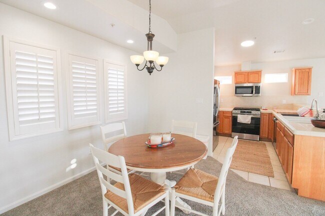 Building Photo - 4-Bedroom House Near the Dunes in Grover Beach