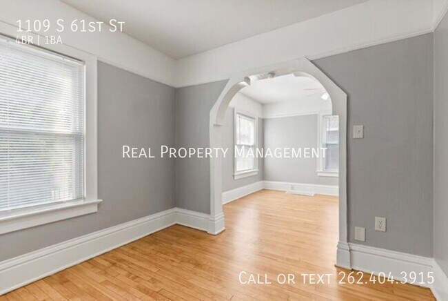 Building Photo - 1109 S 61st St