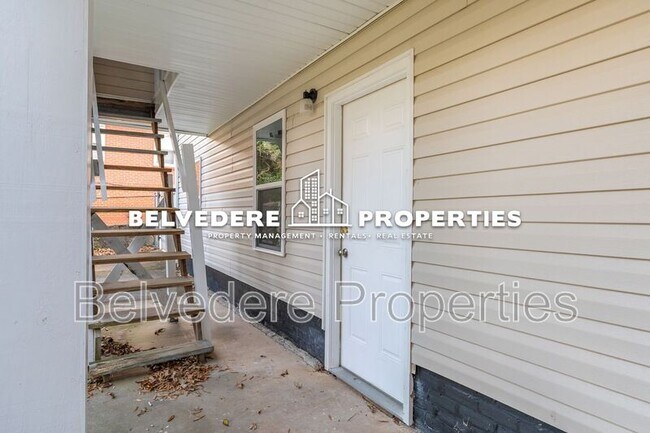 Building Photo - 437 W 24th St