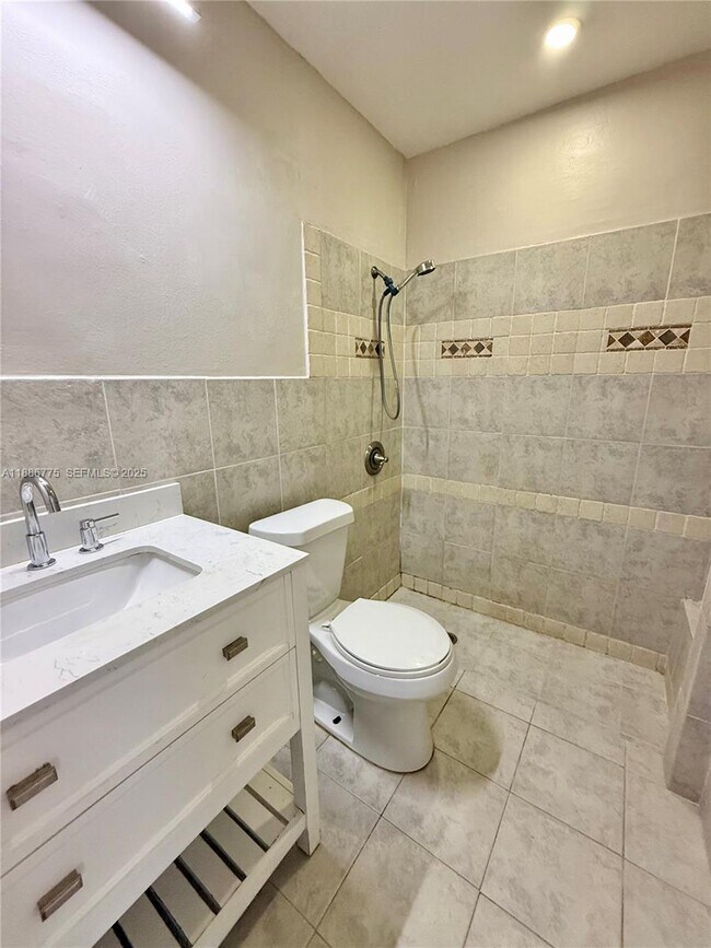 Building Photo - 341 23rd Way S