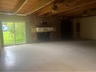 Building Photo - 3715 Beechwood Dr