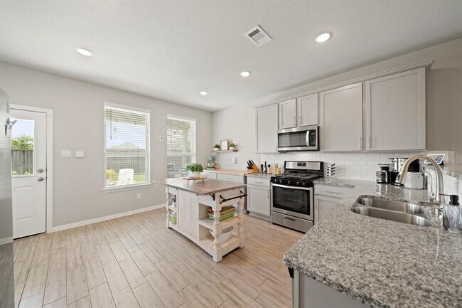 Building Photo - 7410 Arabian Moon Trail