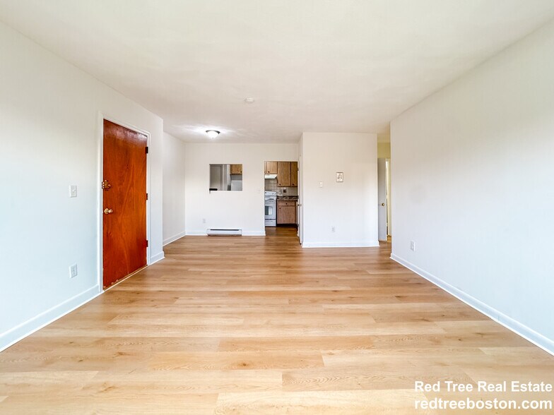 Building Photo - 11 Hodges Ave