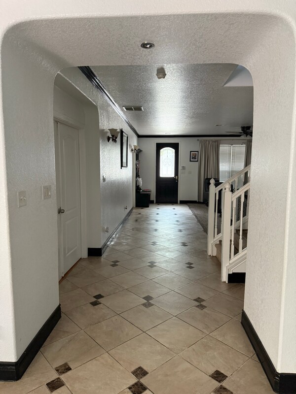 Building Photo - 11307 Sierra Trail