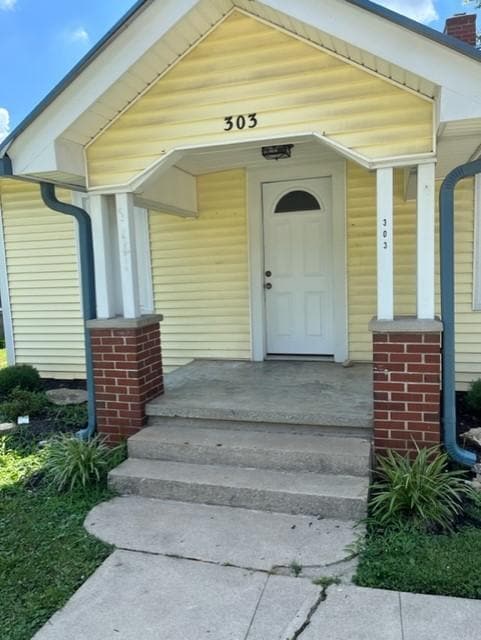 Primary Photo - 303 Central Ave