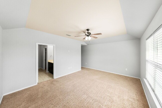Building Photo - Welcome to The Bowen Floor Plan - UP TO 1 MONTH FREE RENT AVAILABLE!