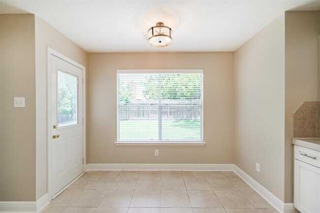 Building Photo - 14527 Golden Cypress Ln