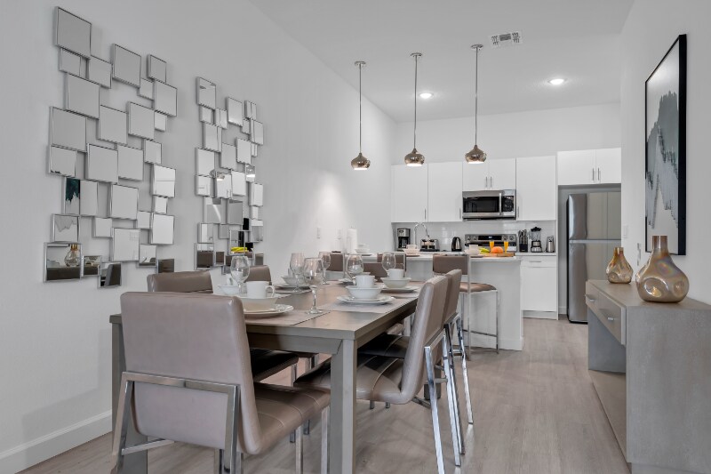 Building Photo - 391 Famagusta Dr