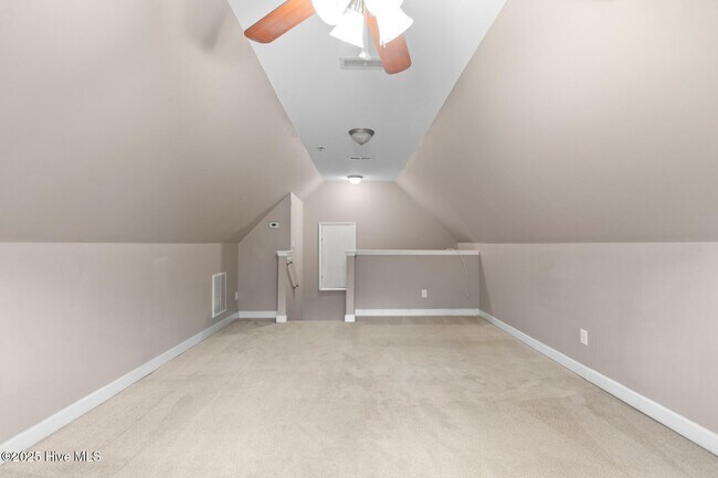 Building Photo - 106 Rita Ln