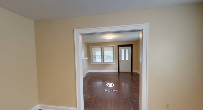 Building Photo - 129 E Tompkins St