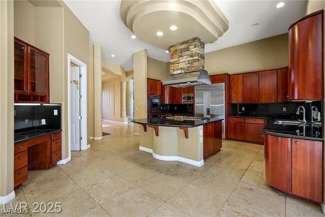 Building Photo - 1008 Trophy Hills Dr