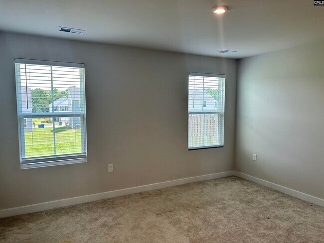 Building Photo - 1037 Cameron Ridge Dr