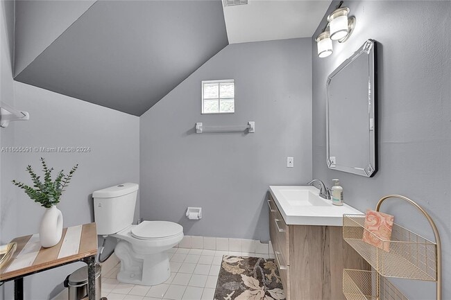 Building Photo - 3884 NW 63rd Terrace